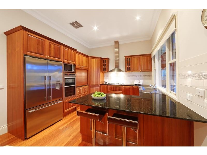 23-25 Oaks Court, Lysterfield South VIC 3156