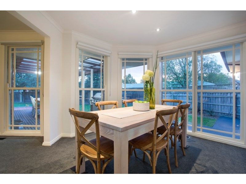 16 Moama Place, Rowville VIC 3178