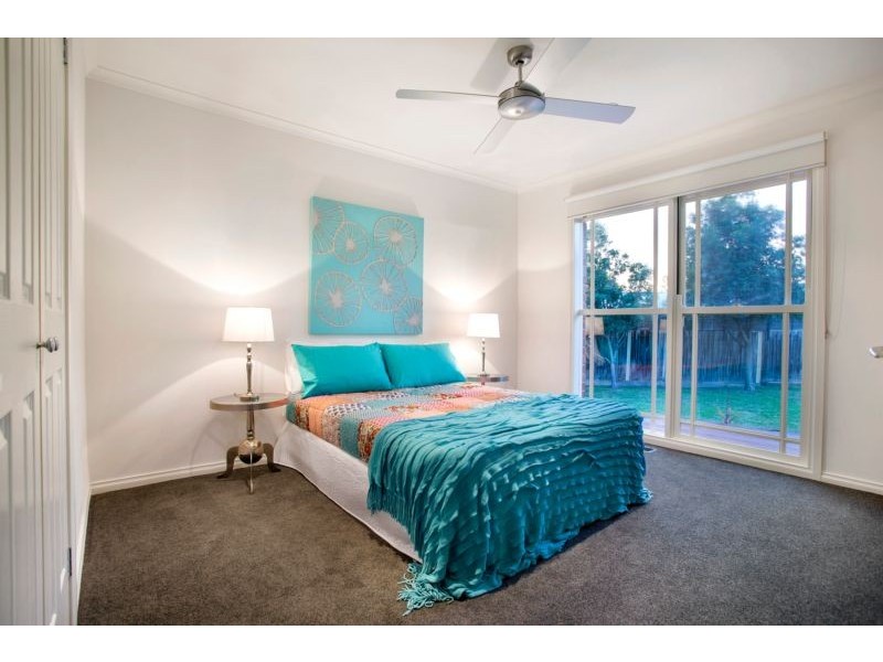 16 Moama Place, Rowville VIC 3178