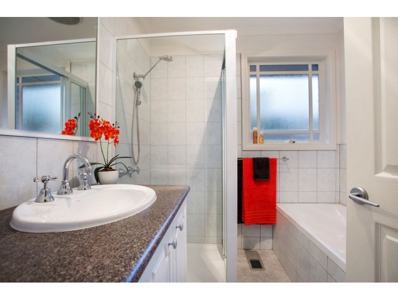 16 Moama Place, Rowville VIC 3178