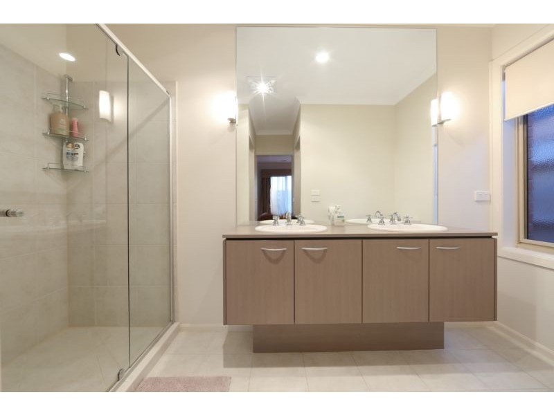 176 Blackwood Park Road, Rowville VIC 3178