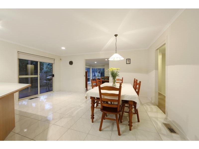 7 Brennan Drive, Wantirna South VIC 3152