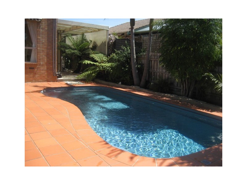 34 Valleyview Drive, Rowville VIC 3178