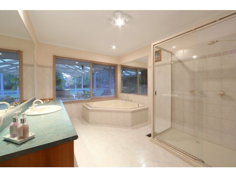 58 Vista Crescent, Rowville VIC 3178