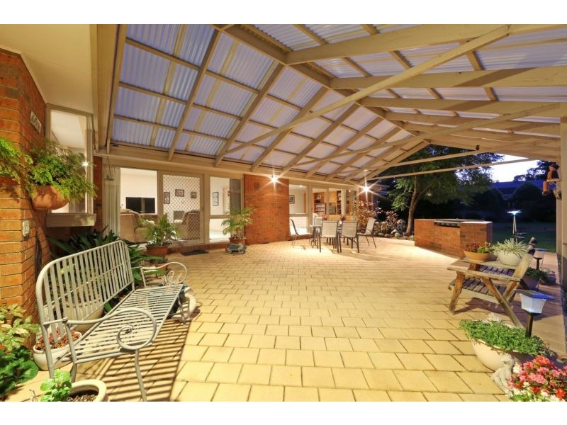 58 Vista Crescent, Rowville VIC 3178