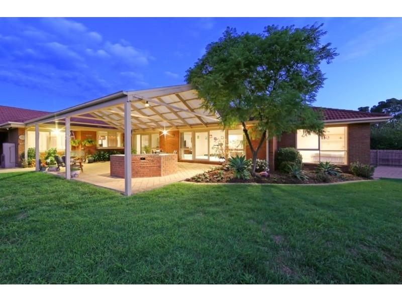 58 Vista Crescent, Rowville VIC 3178