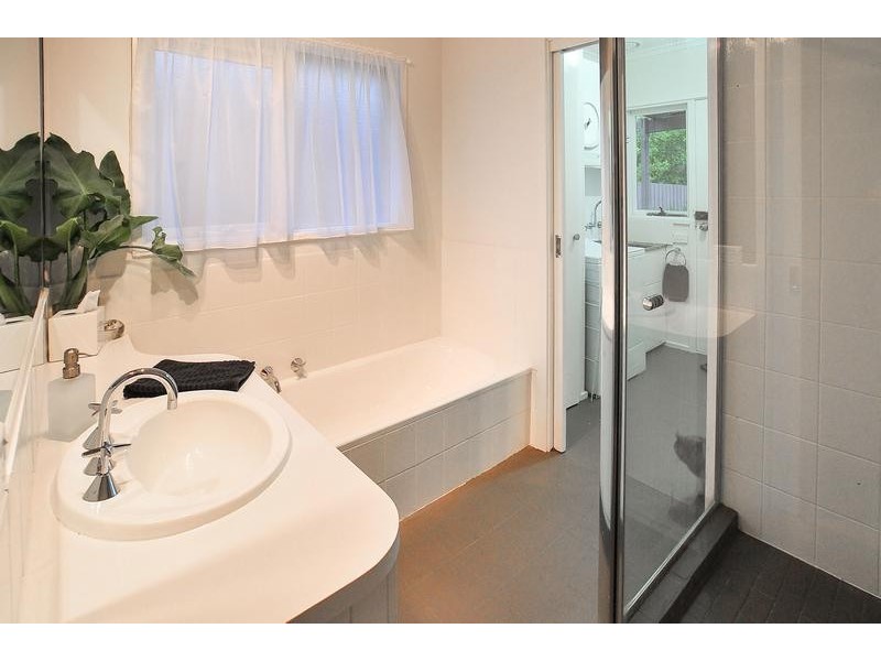 40 Bexsarm Crescent, Rowville VIC 3178