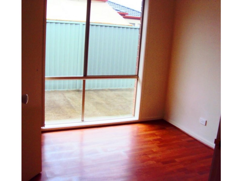 9 Thistlewood Place, Cranbourne VIC 3977