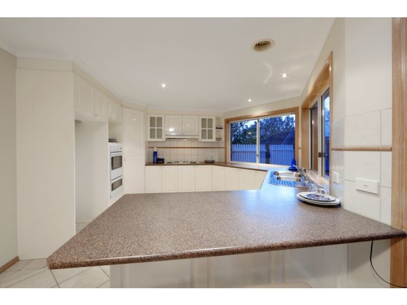 36 Allamanda Boulevard, Lysterfield VIC 3156