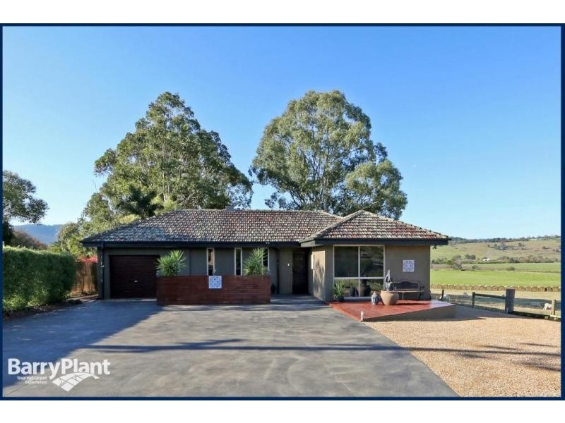 403 Lysterfield Road, Lysterfield VIC 3156