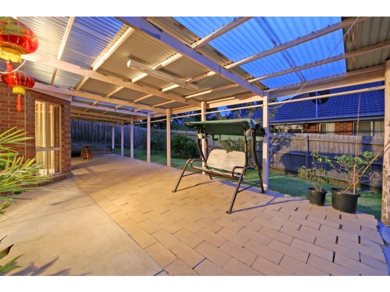 15 William Hovell Drive, Endeavour Hills VIC 3802