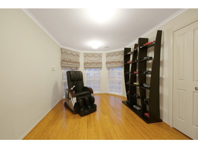 15 William Hovell Drive, Endeavour Hills VIC 3802