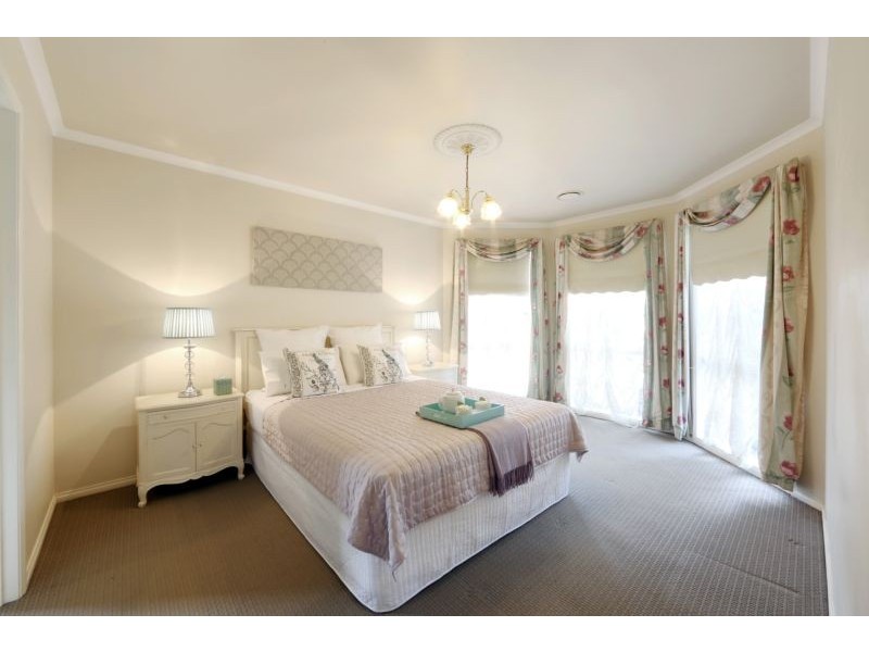 25 Farview Drive, Rowville VIC 3178