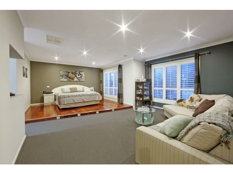 48 Koolamara Boulevard, Ferntree Gully VIC 3156