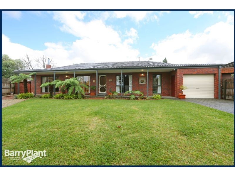 6 Loddon Close, Rowville VIC 3178