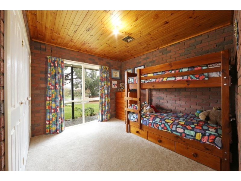 6 Loddon Close, Rowville VIC 3178