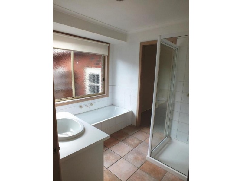 2/7A Georgia Court, Ferntree Gully VIC 3156