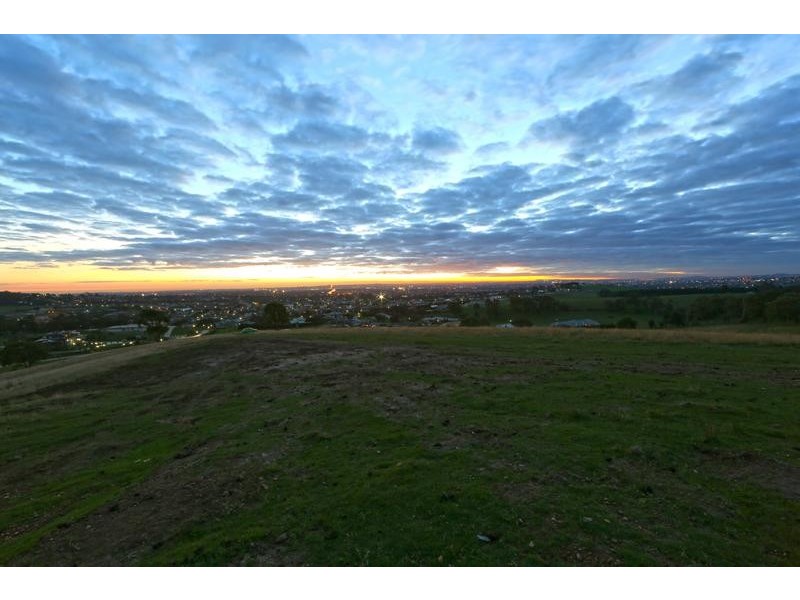 23 Logan Court, Lysterfield VIC 3156