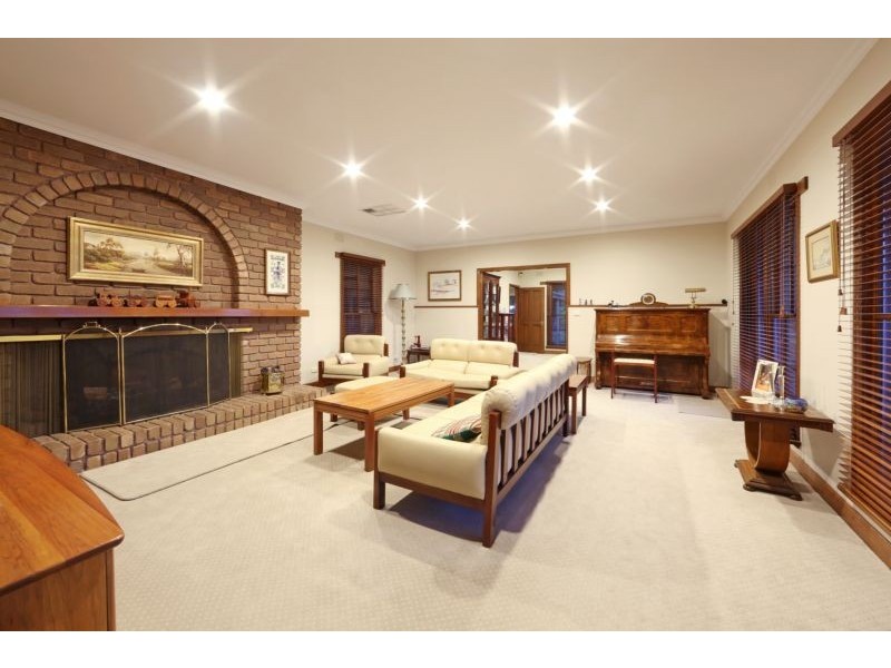 3 Nortons Lane, Wantirna South VIC 3152