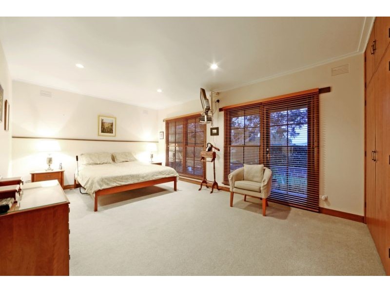 3 Nortons Lane, Wantirna South VIC 3152