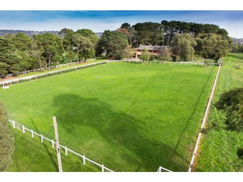 3 Nortons Lane, Wantirna South VIC 3152