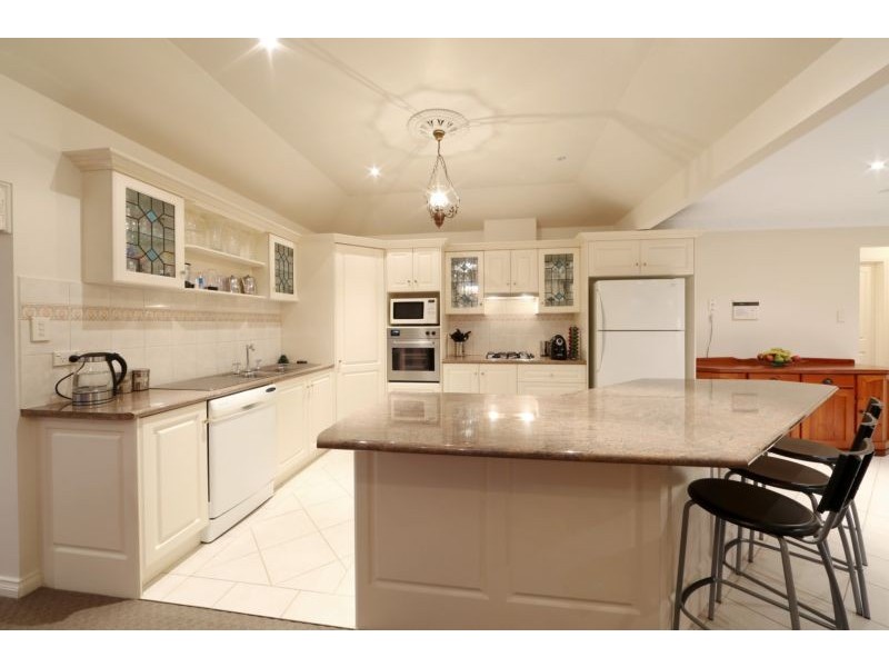 10 Conifer Court, Lysterfield VIC 3156