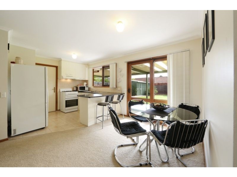 153 Dandelion Drive, Rowville VIC 3178