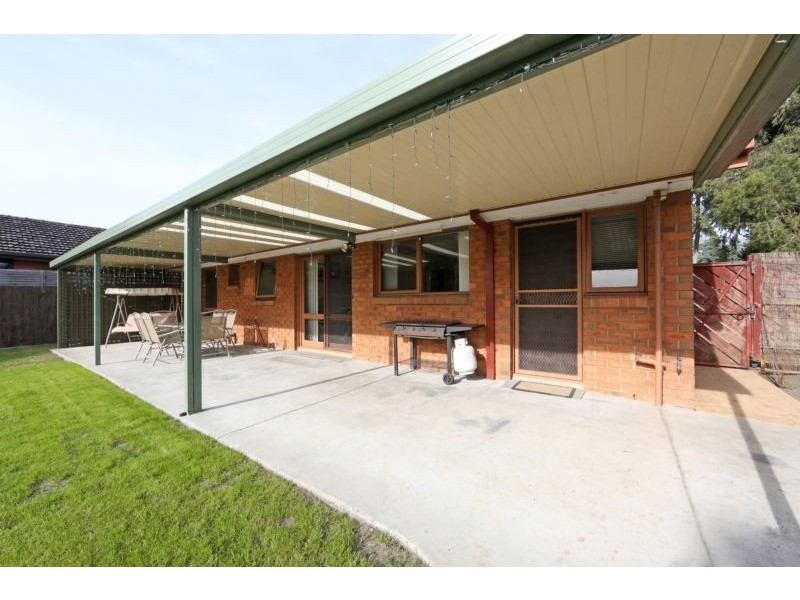 153 Dandelion Drive, Rowville VIC 3178
