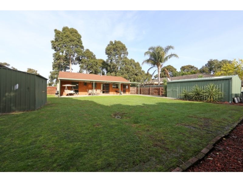153 Dandelion Drive, Rowville VIC 3178