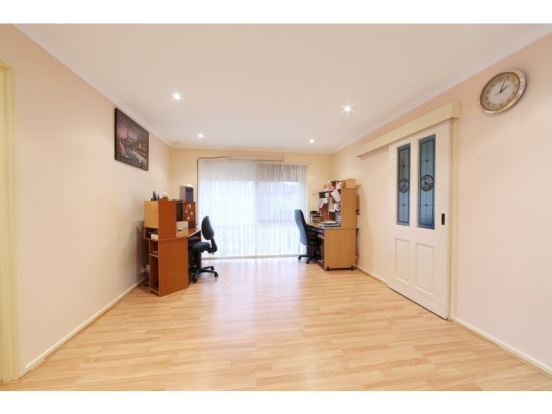 1 Lovell Close, Rowville VIC 3178