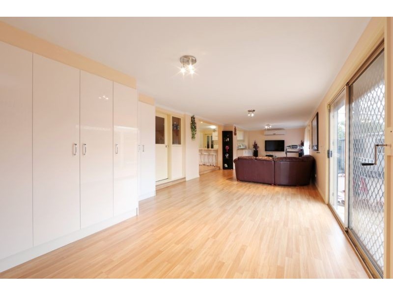 1 Lovell Close, Rowville VIC 3178