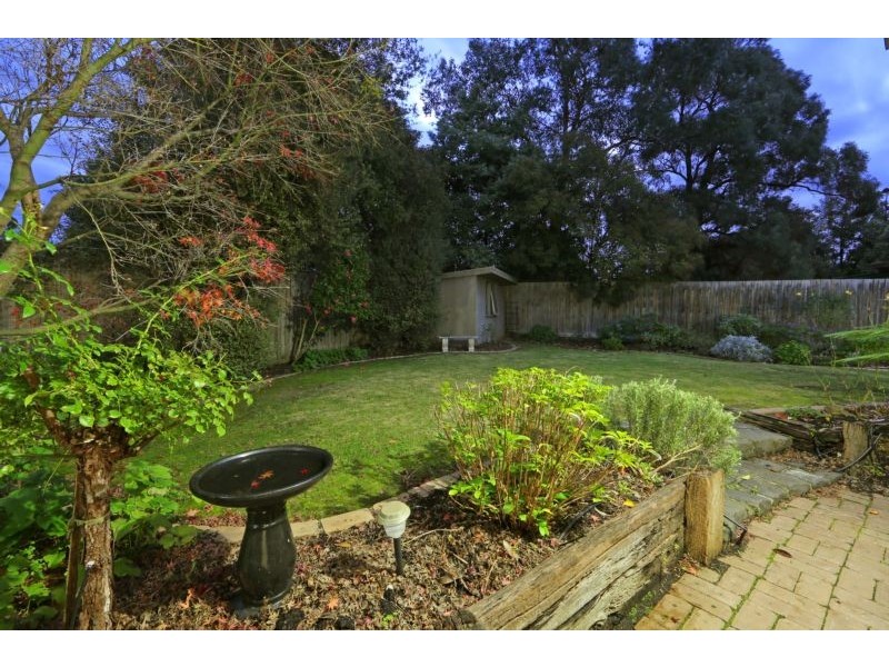 5 Russ Court, Wantirna South VIC 3152