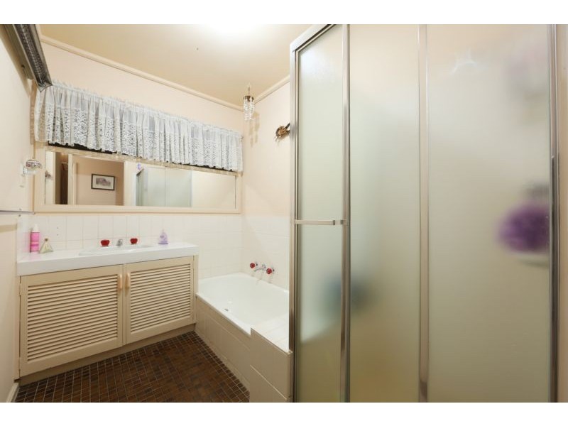 5 Russ Court, Wantirna South VIC 3152