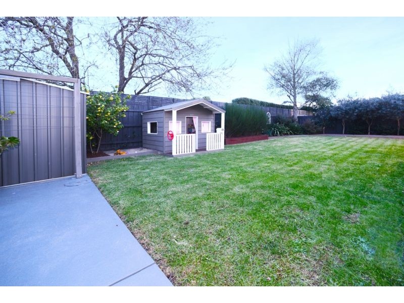 11 Ashview Court, Rowville VIC 3178