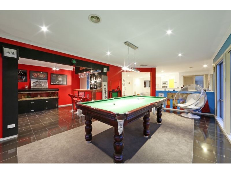 10 Carnoustie Court, Rowville VIC 3178