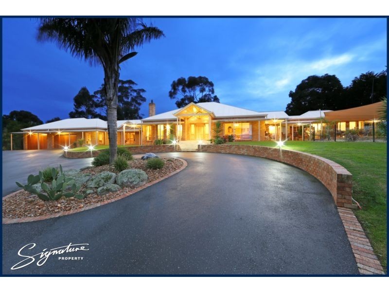 3 Oaks Court, Lysterfield South VIC 3156
