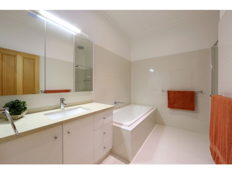 3 Oaks Court, Lysterfield South VIC 3156