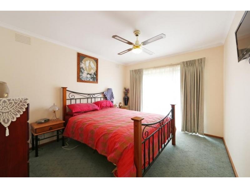 36 Turramurra Drive, Rowville VIC 3178