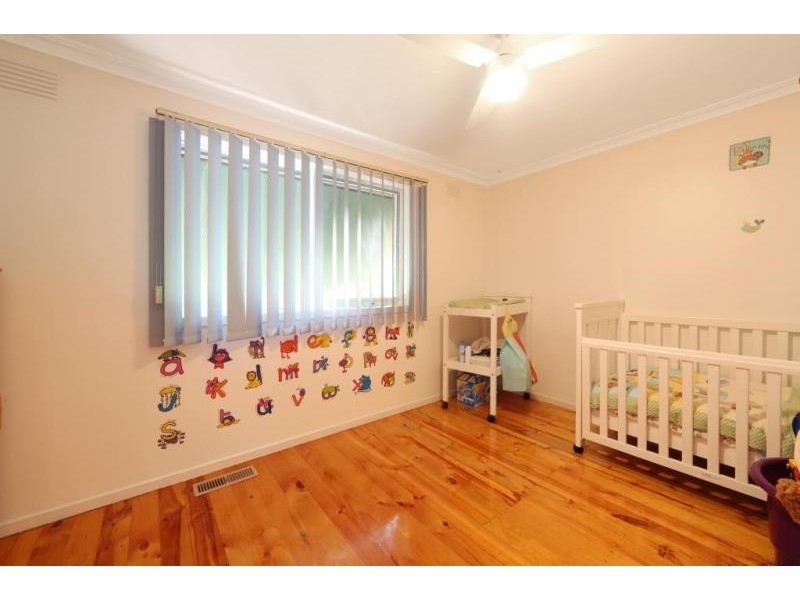 287 Windermere Drive, Ferntree Gully VIC 3156