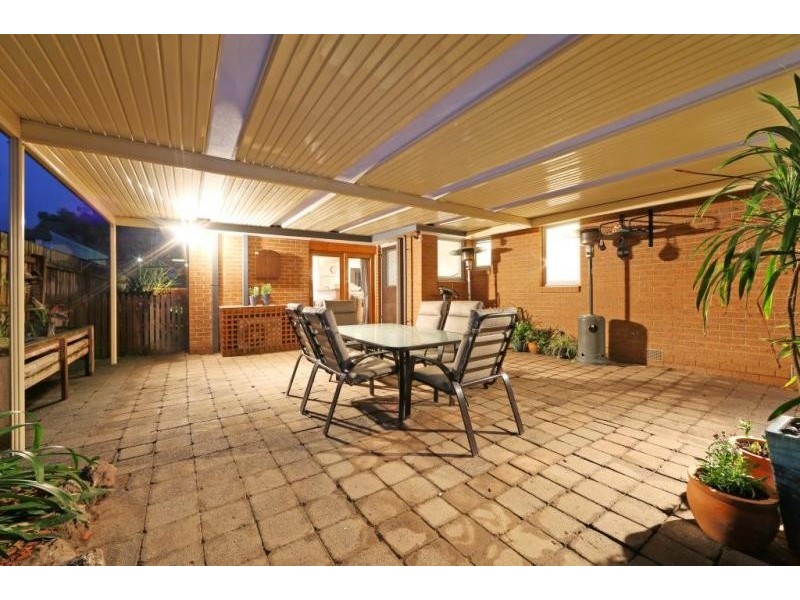 287 Windermere Drive, Ferntree Gully VIC 3156