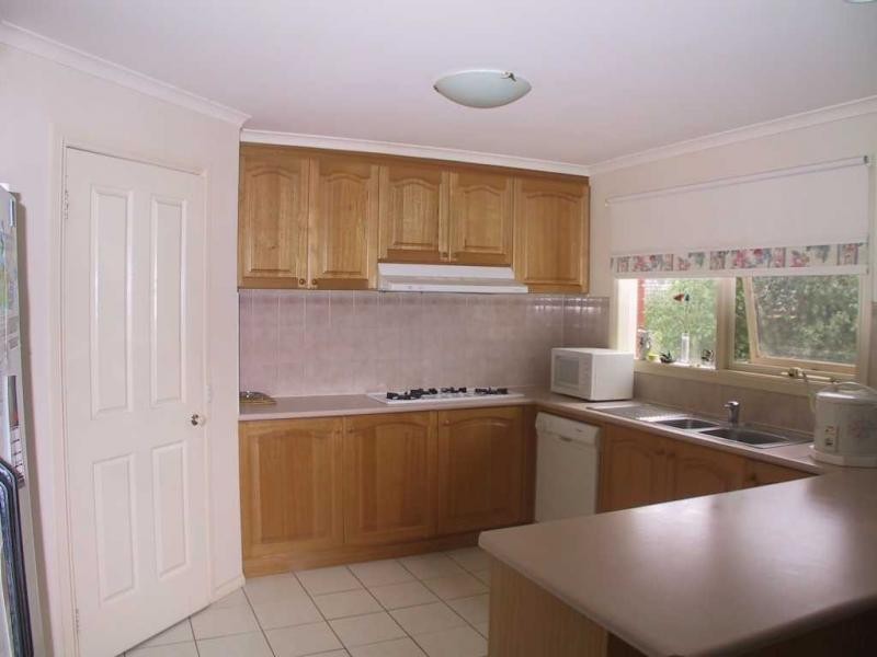 14 Salerno Way, Rowville VIC 3178