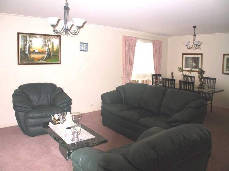 14 Salerno Way, Rowville VIC 3178