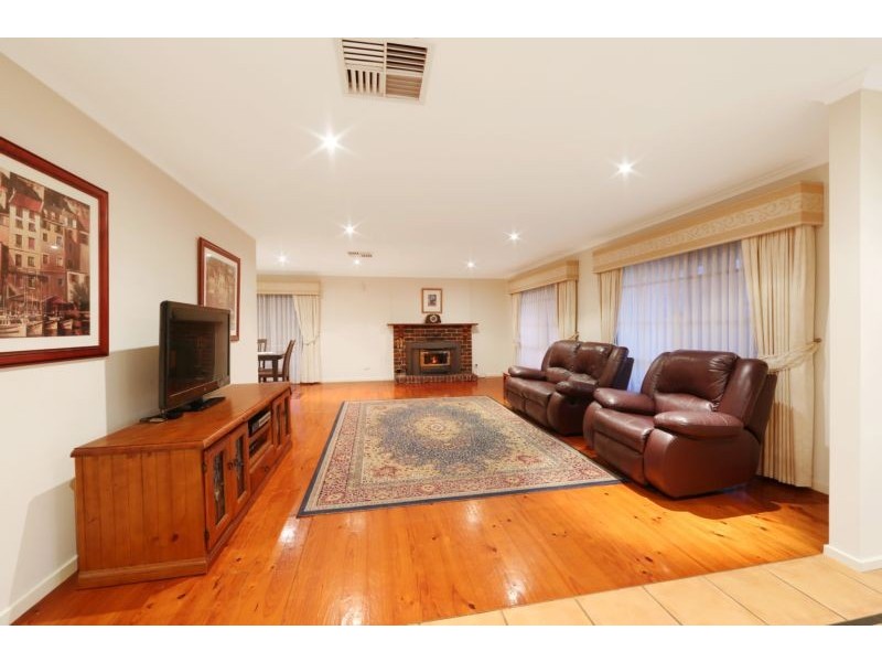 3 Ontario Place, Rowville VIC 3178