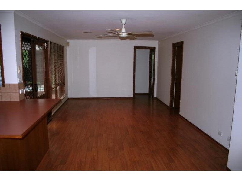 27 Spruce Drive, Rowville VIC 3178