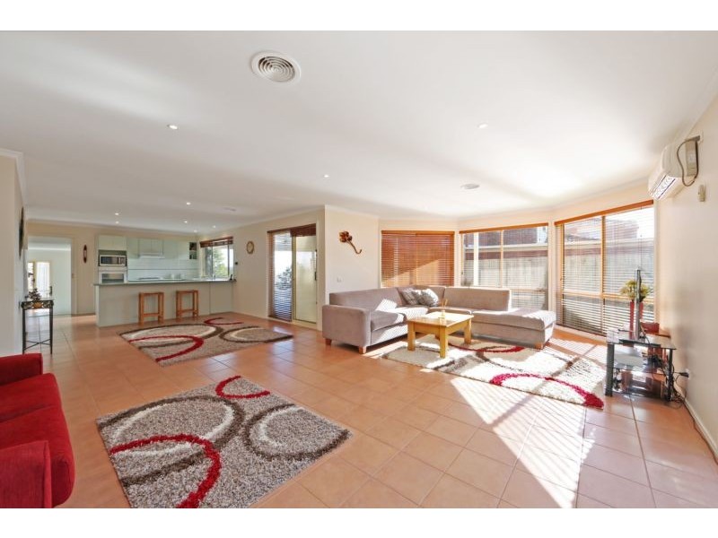 5 Legend Close, Rowville VIC 3178