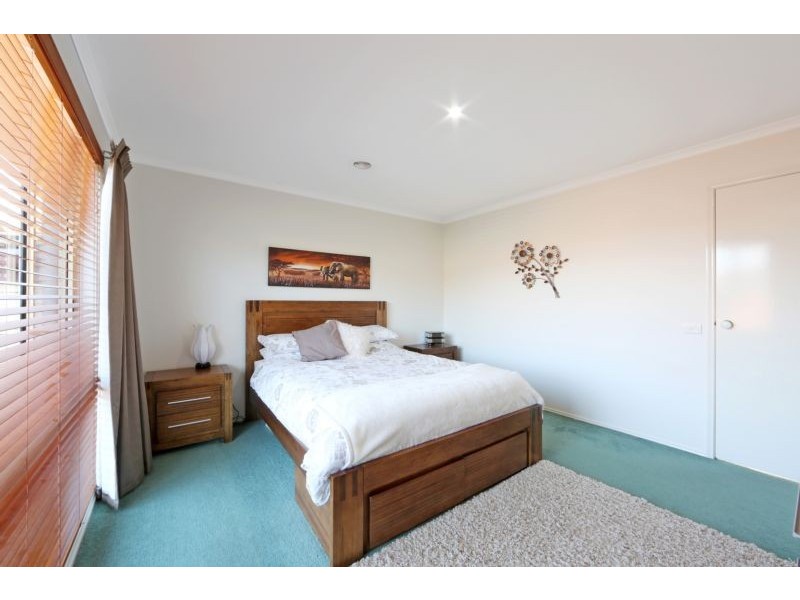 5 Legend Close, Rowville VIC 3178
