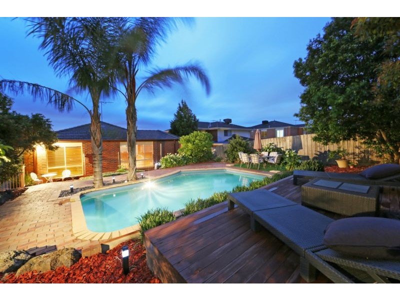 5 Legend Close, Rowville VIC 3178