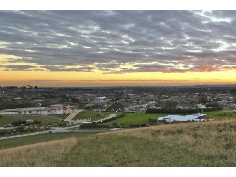 15 Logan Court, Lysterfield VIC 3156