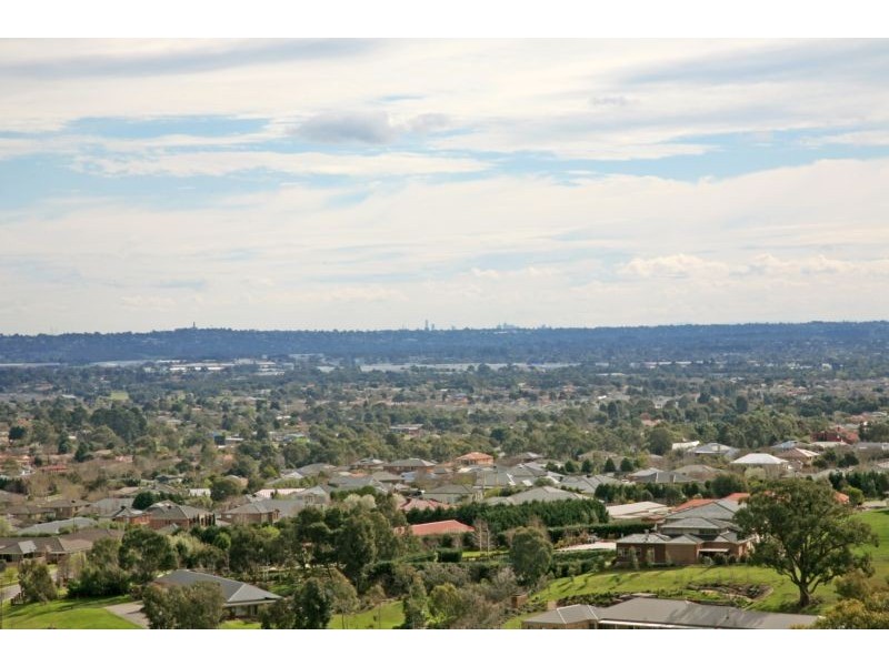 8 Sheldon Court, Lysterfield VIC 3156