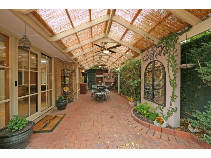 31 Bridgewater Way, Rowville VIC 3178